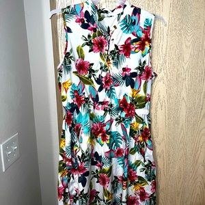 Hawaiian summer dress with pockets
